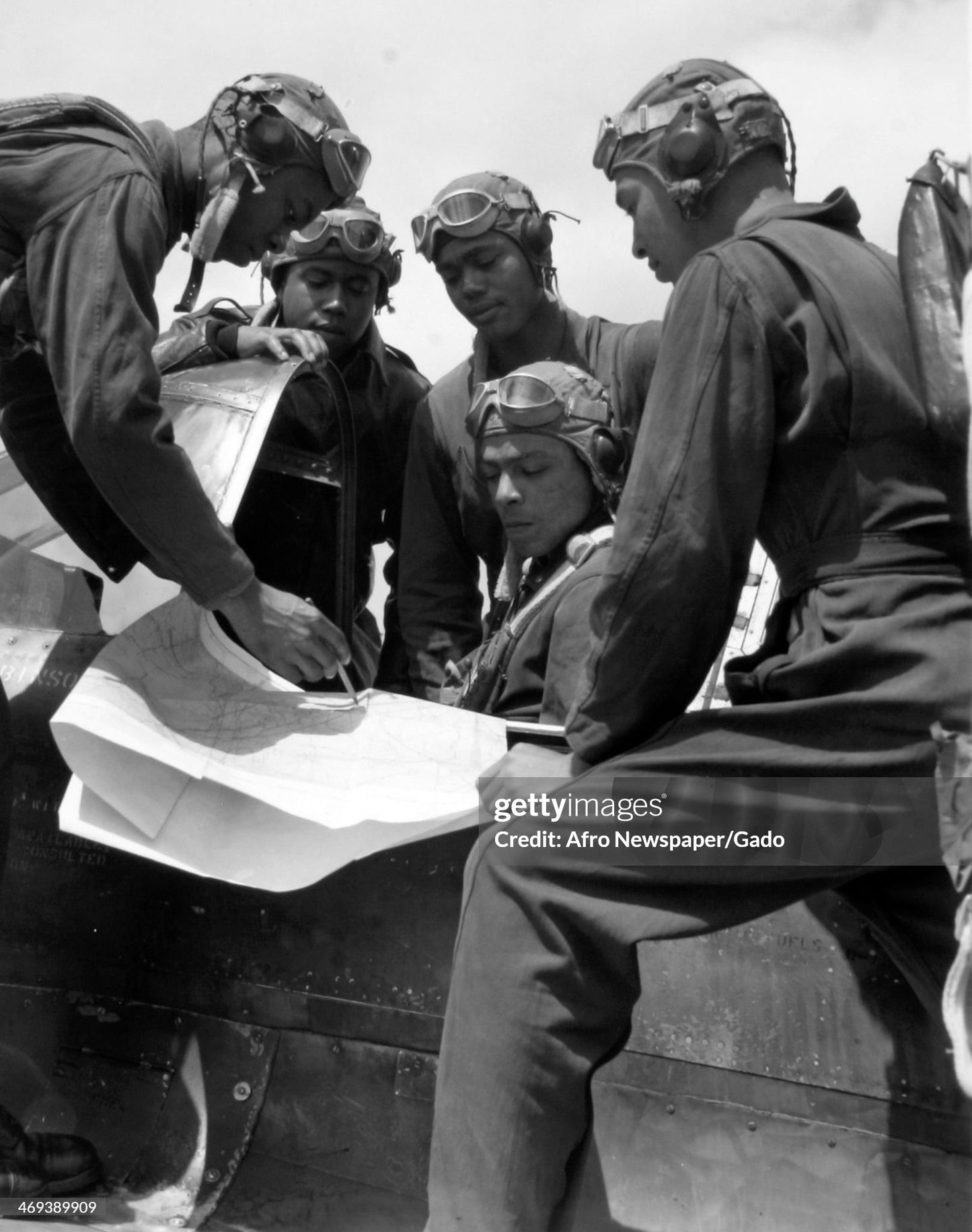 Keep Us Flying - Tuskegee Airman